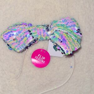 The children’s Place flip sequences bowtie headband